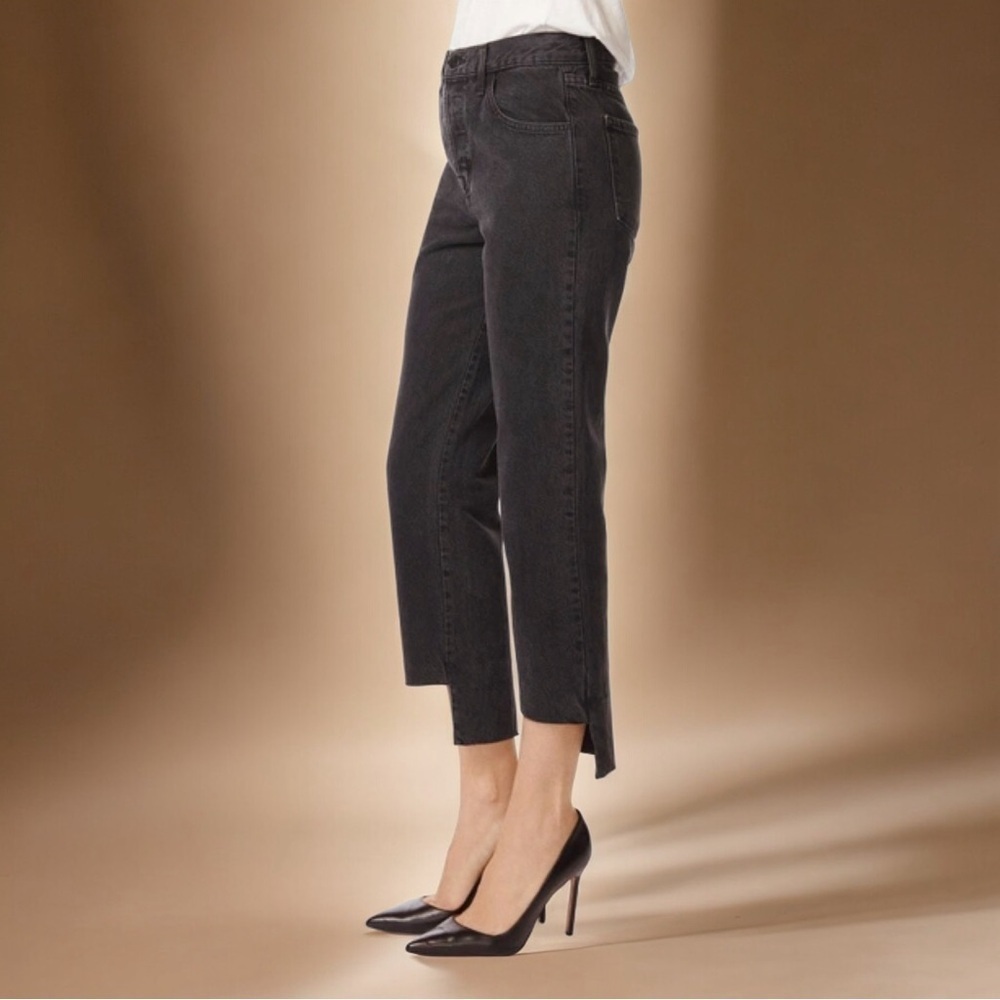 J Brand ‘Wynne’ Crop Straight Leg Step Hem Jeans in “Overthrow” Black Size 24
